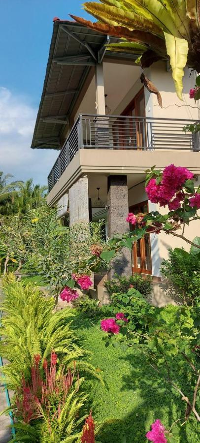 Indraprastha Cottage Ubud Exterior foto